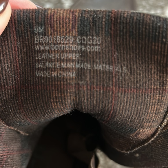 Born Descent Hiker Bootie size 9 - Picture 14 of 14